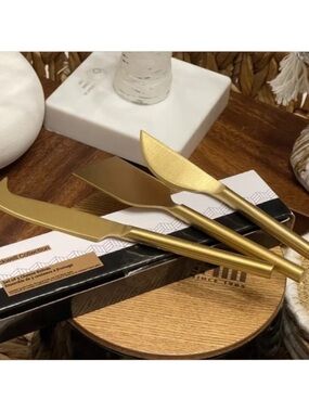 Macy Blackwell Collection - Set of 3 Gold Cheese Knives